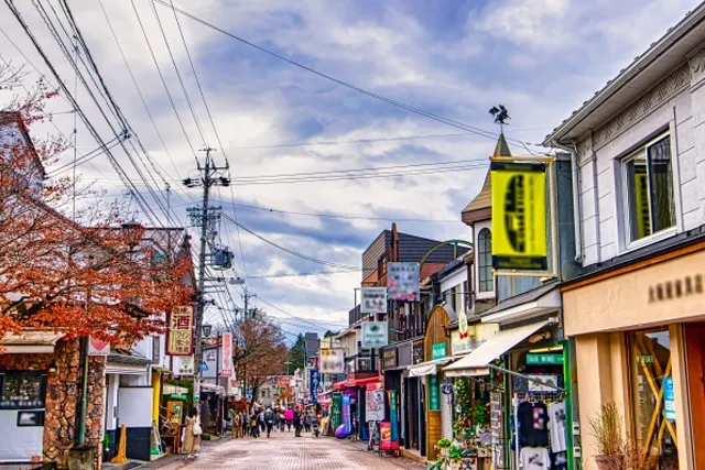 慰安旅行軽井沢ツアーの商店街
