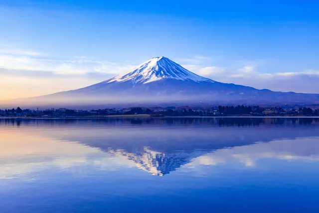 慰安旅行 河口湖ツアーの逆さ富士